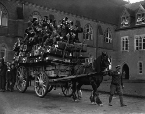 Schoolboys at Ardingly College, West Sussex, going home for Christmas. 1926. History in Pictures.